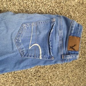 American Eagle light wash jeans